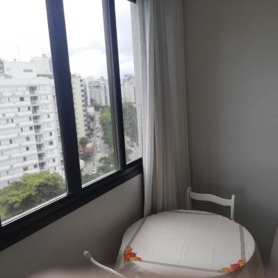 Apartamentos com 75m², 2 quartos, 1 garagem, no bairro Centro em Florianópolis