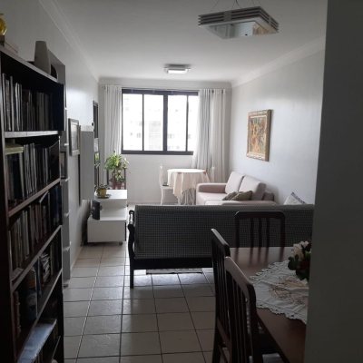 Apartamentos com 75m², 2 quartos, 1 garagem, no bairro Centro em Florianópolis