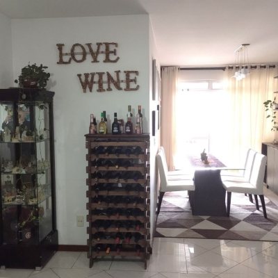 Apartamentos com 138m², 3 quartos, 1 suíte, 1 garagem, no bairro Kobrasol em São José