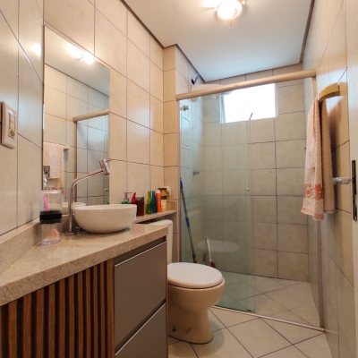 Apartamentos com 54m², 2 quartos, 1 garagem, no bairro Abraão em Florianópolis