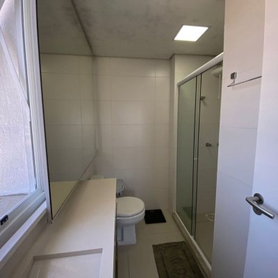 Apartamentos com 108m², 3 quartos, 1 suíte, 2 garagens, no bairro Pagani em Palhoça