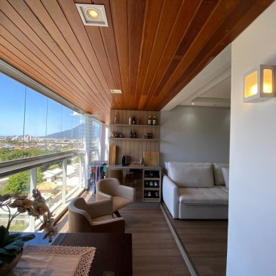 Apartamentos com 108m², 3 quartos, 1 suíte, 2 garagens, no bairro Pagani em Palhoça