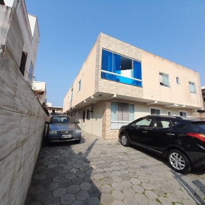 Apartamentos com 68m², 3 quartos, 1 suíte, 1 garagem, no bairro Ingleses do Rio Vermelho em Florianópolis