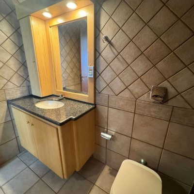 Apartamentos com 129m², 4 quartos, 2 suítes, 2 garagens, no bairro Centro em Florianópolis