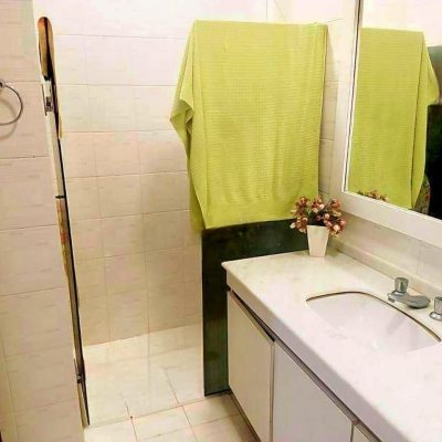 Casa Residencial com 2247m², 6 quartos (sendo 2 suítes), 10 garagens, no bairro Carvoeira em Florianópolis