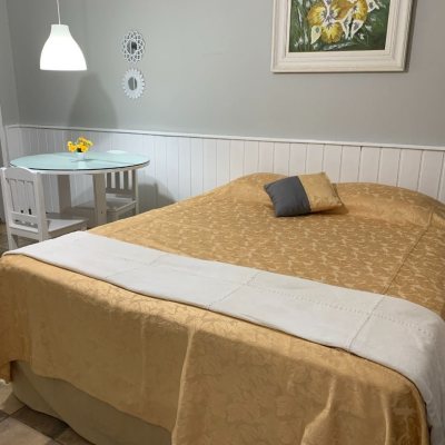 Apart Hotel com 600m², 17 quartos, 5 garagens, no bairro Canasvieiras em Florianópolis