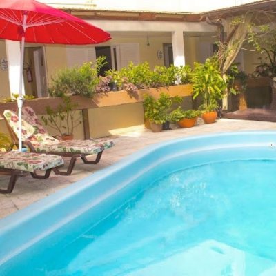 Apart Hotel com 600m², 17 quartos, 5 garagens, no bairro Canasvieiras em Florianópolis