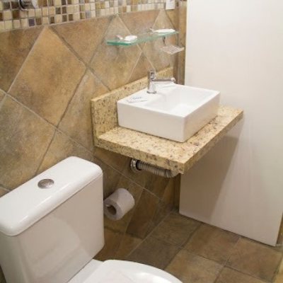 Apart Hotel com 600m², 17 quartos, 5 garagens, no bairro Canasvieiras em Florianópolis