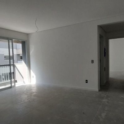 Apartamentos com 69m², 2 quartos, 1 suíte, 1 garagem, no bairro Ribeirão da Ilha em Florianópolis
