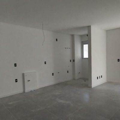 Apartamentos com 69m², 2 quartos, 1 suíte, 1 garagem, no bairro Ribeirão da Ilha em Florianópolis