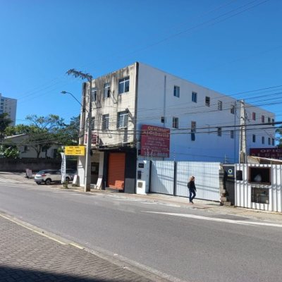 Predio com 1409m², no bairro Estreito em Florianópolis