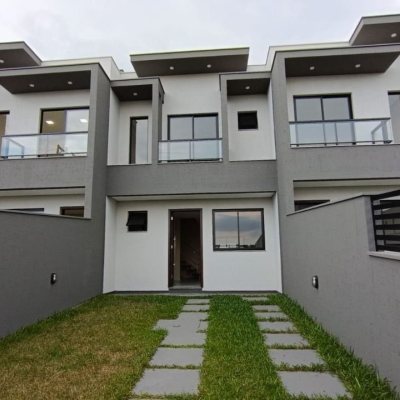 Casa Residencial com 117m², 2 quartos, 1 suíte, 2 garagens, no bairro Campeche em Florianópolis