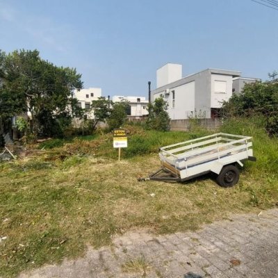 Terrenos Residenciais com 450m², no bairro Campeche em Florianópolis