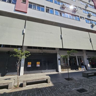 Loja com 169m², no bairro Centro em Florianópolis