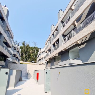 Apartamentos com 69m², 2 quartos, 1 suíte, 1 garagem, no bairro alto ribeirão em Florianópolis