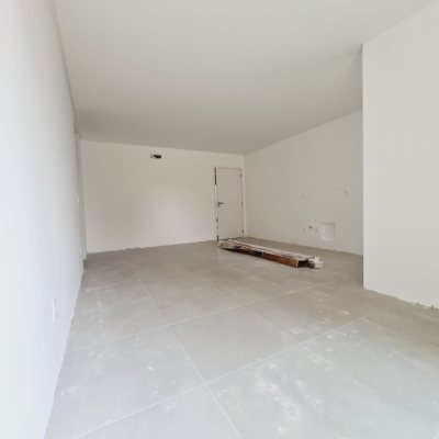 Apartamentos com 69m², 2 quartos, 1 suíte, 1 garagem, no bairro alto ribeirão em Florianópolis