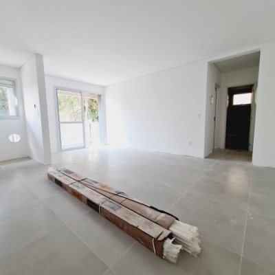 Apartamentos com 69m², 2 quartos, 1 suíte, 1 garagem, no bairro alto ribeirão em Florianópolis