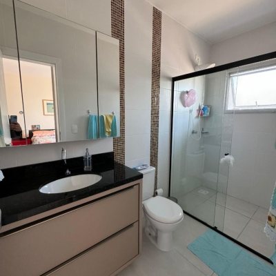 Casa em Condomínio com 115m², 3 quartos, 1 suíte, 1 garagem, no bairro Ribeirão Da Ilha em Florianópolis