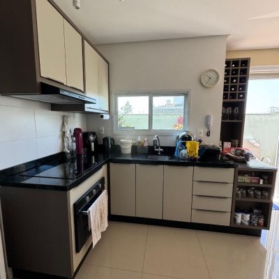 Casa em Condomínio com 115m², 3 quartos, 1 suíte, 1 garagem, no bairro Ribeirão Da Ilha em Florianópolis