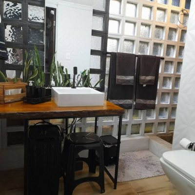 Casa Residencial/Comercial com 226m², 4 garagens, no bairro Jurerê Internacional em Florianópolis