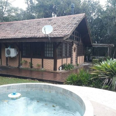 Casa Residencial/Comercial com 226m², 4 garagens, no bairro Jurerê Internacional em Florianópolis