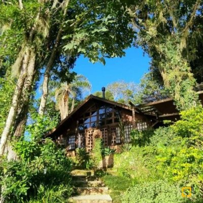 Casa Residencial/Comercial com 226m², 4 garagens, no bairro Jurerê Internacional em Florianópolis