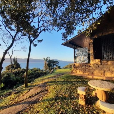 Casa Residencial/Comercial com 226m², 4 garagens, no bairro Jurerê Internacional em Florianópolis