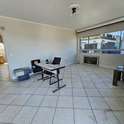 Casa Residencial/Comercial com 329m², no bairro Saco Dos Limões em Florianópolis