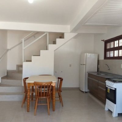 Sobrado Residencial com 600m², 10 quartos, 6 garagens, no bairro Ingleses em Florianópolis