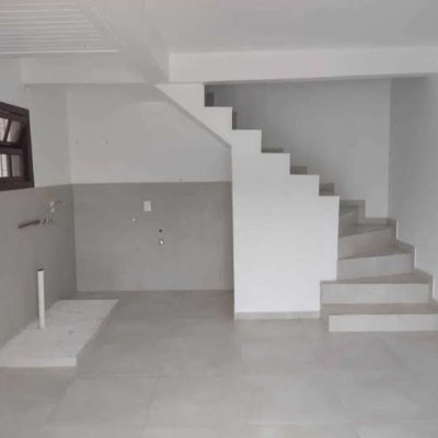 Sobrado Residencial com 600m², 10 quartos, 6 garagens, no bairro Ingleses em Florianópolis