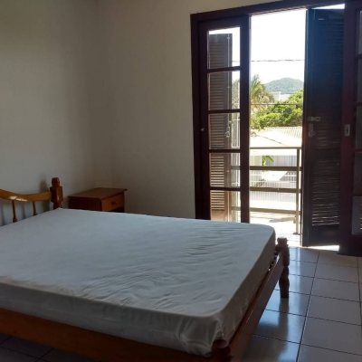 Sobrado Residencial com 600m², 10 quartos, 6 garagens, no bairro Ingleses em Florianópolis