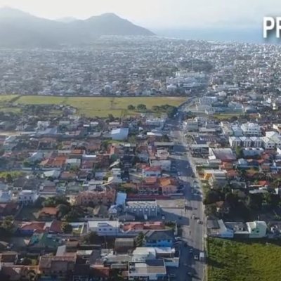 Casa Residencial/Comercial com 95m², 2 garagens, no bairro Ingleses do Rio Vermelho em Florianópolis
