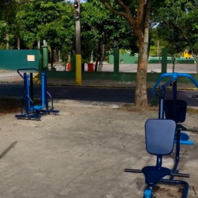 Casa Residencial/Comercial com 95m², 2 garagens, no bairro Ingleses do Rio Vermelho em Florianópolis