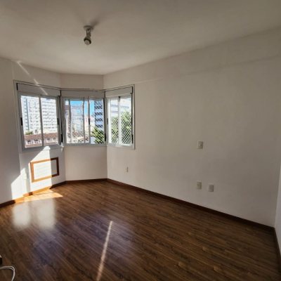 Apartamentos com 60m², 2 quartos, 1 suíte, 1 garagem, no bairro Centro em Florianópolis