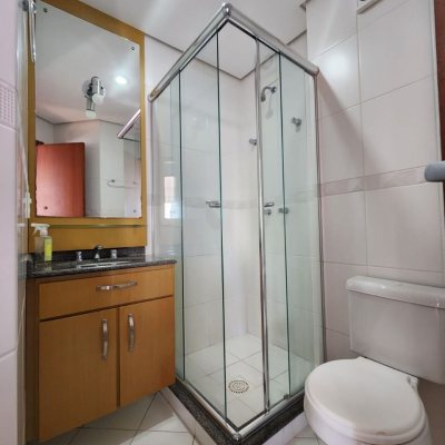 Apartamentos com 60m², 2 quartos, 1 suíte, 1 garagem, no bairro Centro em Florianópolis