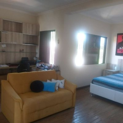 Casa Residencial com 309m², 3 quartos, 3 suítes, 4 garagens, no bairro João Paulo em Florianópolis