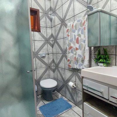 Casa Residencial com 104m², 3 quartos, 3 garagens, no bairro Ingleses do Rio Vermelho em Florianópolis