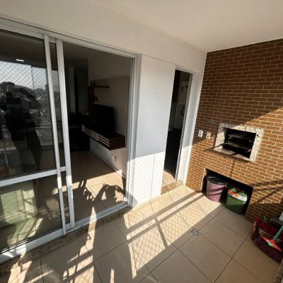 Apartamentos com 83m², 3 quartos, 1 suíte, 2 garagens, no bairro Pagani em Palhoça