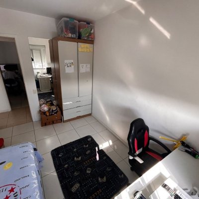 Apartamentos com 83m², 3 quartos, 1 suíte, 2 garagens, no bairro Pagani em Palhoça