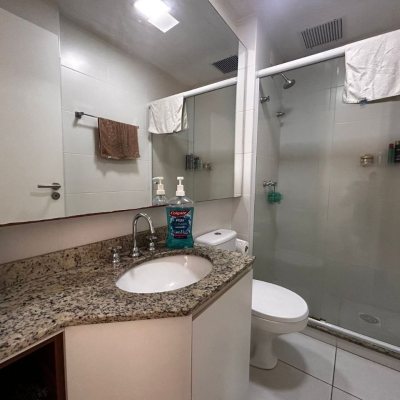 Apartamentos com 83m², 3 quartos, 1 suíte, 2 garagens, no bairro Pagani em Palhoça