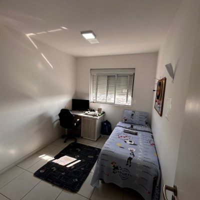 Apartamentos com 83m², 3 quartos, 1 suíte, 2 garagens, no bairro Pagani em Palhoça
