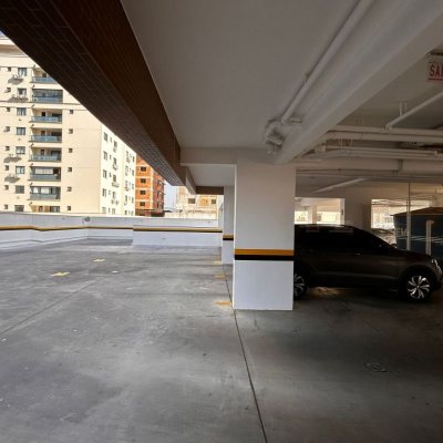 Apartamentos com 83m², 3 quartos, 1 suíte, 2 garagens, no bairro Pagani em Palhoça