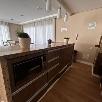 Apartamentos com 83m², 3 quartos, 1 suíte, 2 garagens, no bairro Pagani em Palhoça