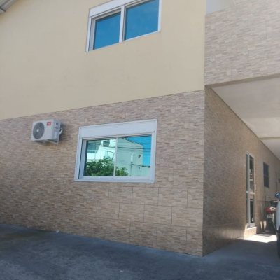 Casa Residencial com 350m², 7 quartos, 1 suíte, 5 garagens, no bairro Passa Vinte em Palhoça