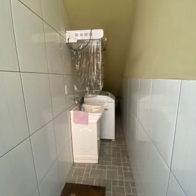 Casa Residencial com 350m², 7 quartos, 1 suíte, 5 garagens, no bairro Passa Vinte em Palhoça