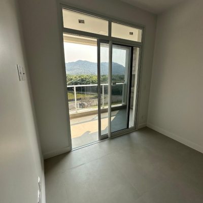 Apartamentos com 73m², 2 quartos, 1 suíte, 1 garagem, no bairro Açores em Florianópolis