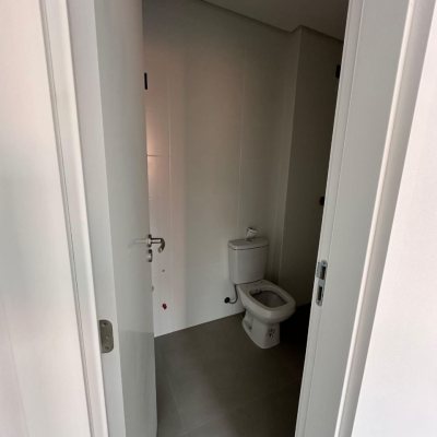 Apartamentos com 48m², 1 quarto, 1 garagem, no bairro Açores em Florianópolis