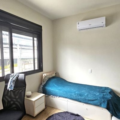 Predio com 240m², 2 garagens, no bairro Jardim Atlântico em Florianópolis