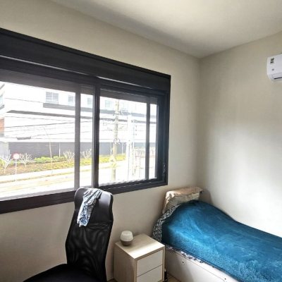 Predio com 240m², 2 garagens, no bairro Jardim Atlântico em Florianópolis