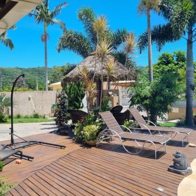 Casa Residencial com 567m², 4 quartos, 2 suítes, 3 garagens, no bairro Ingleses em Florianópolis